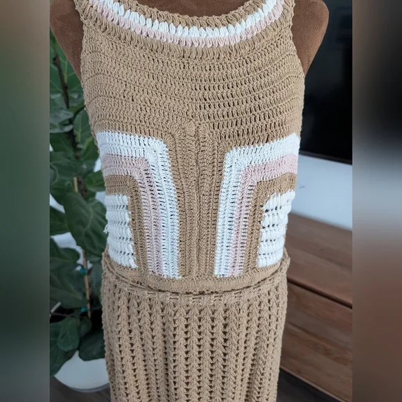 CLEOBELLA NWT Hand Knit Maxi Dress Size medium - Picture 3 of 9